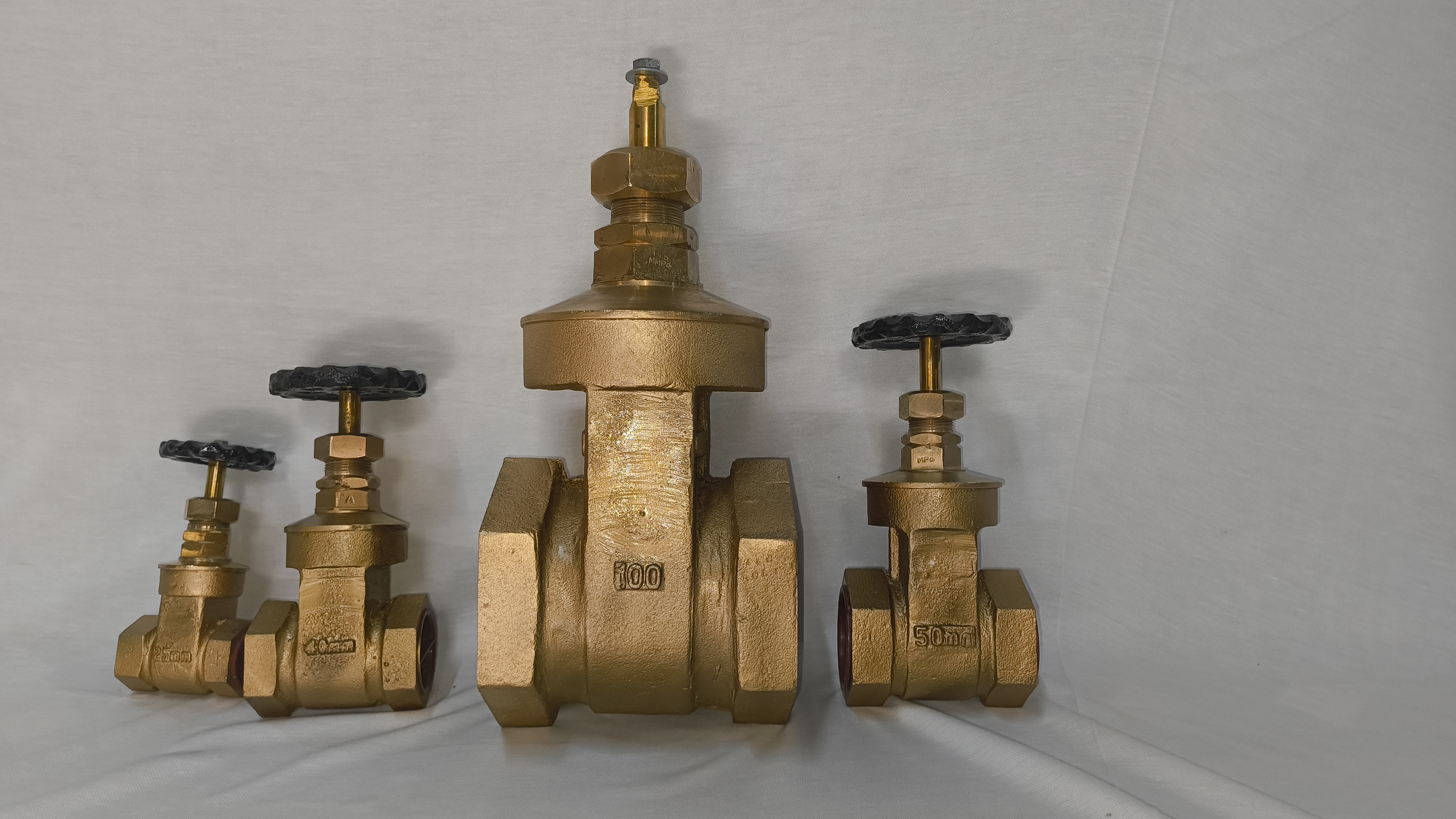 ISI marked gunmetal gate valve — Supreme Valves India