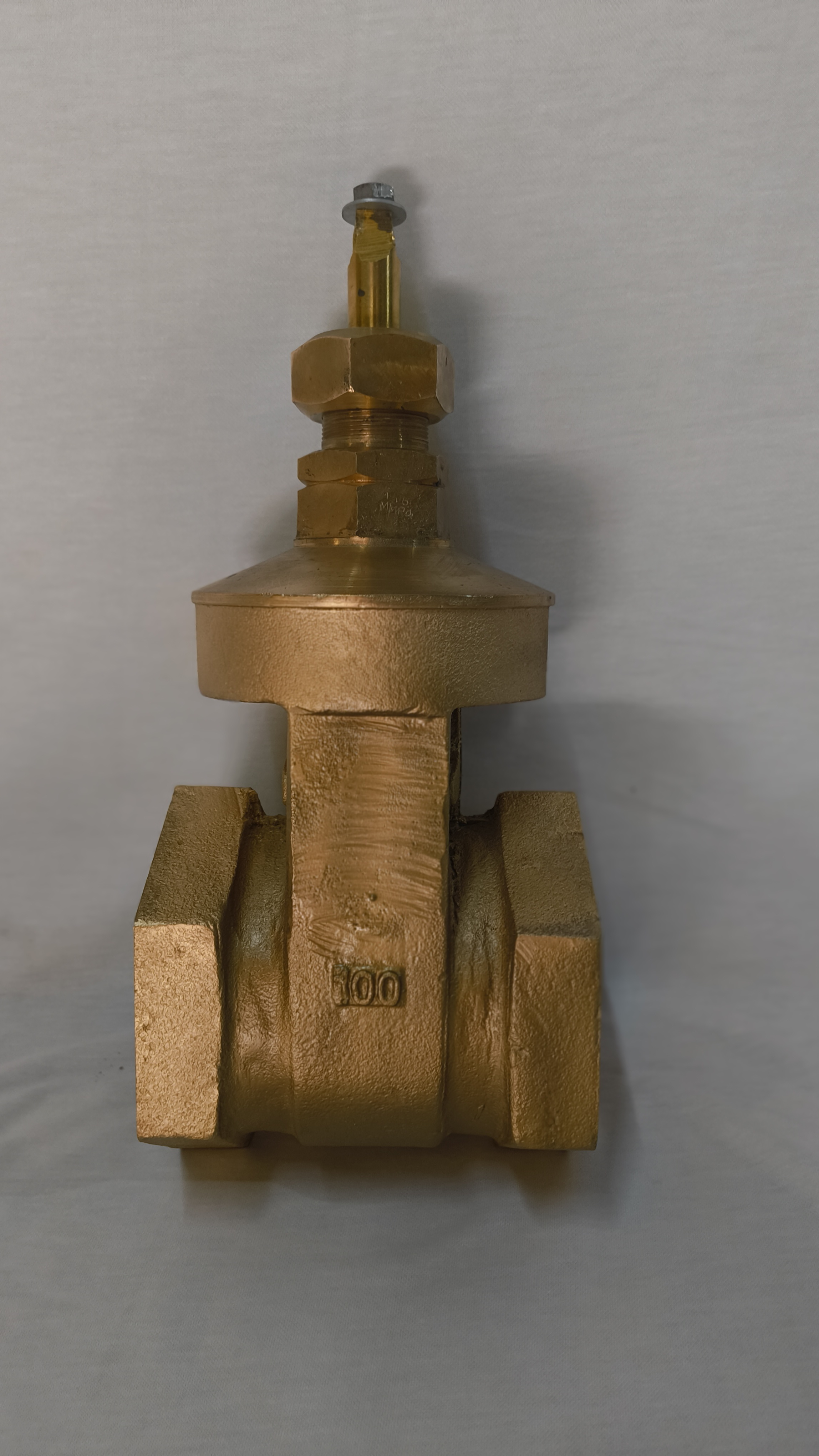 ISI marked gunmetal gate valve — Supreme Valves India