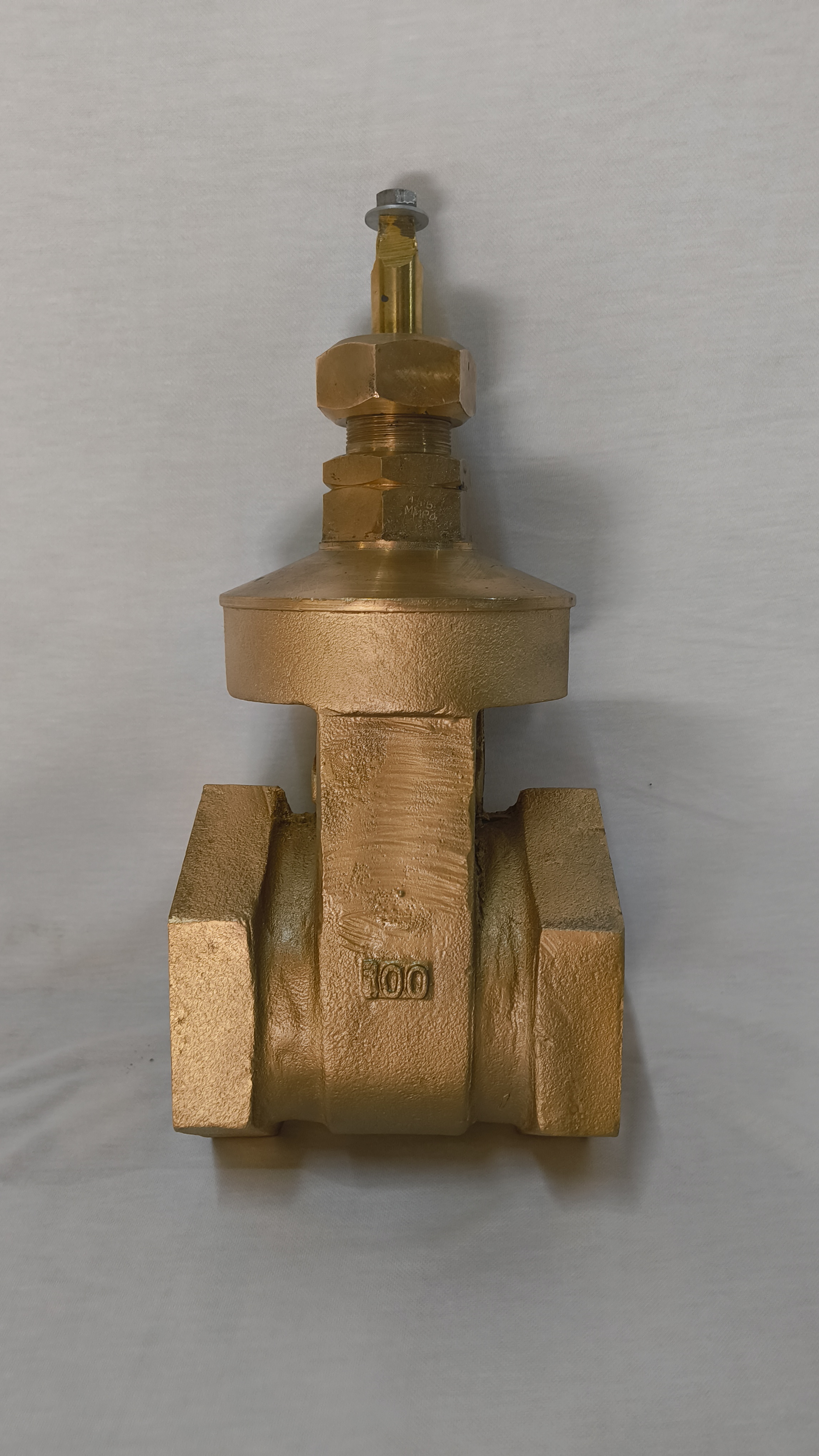 ISI marked gunmetal gate valve — Supreme Valves India